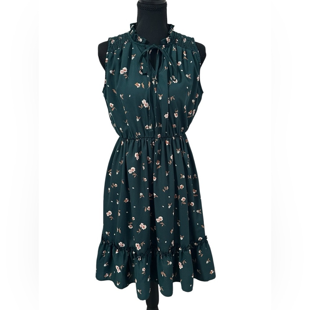 Hailey & Co. Sleeveless Dark Green Floral Tie-Neck Dress